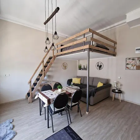 Hanna Apartment